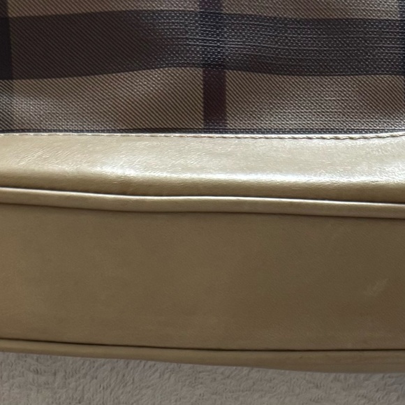 Burberry Cream and Brown Shoulder Bag with Classic‎ Plaid Design excellent cond - Picture 5 of 14